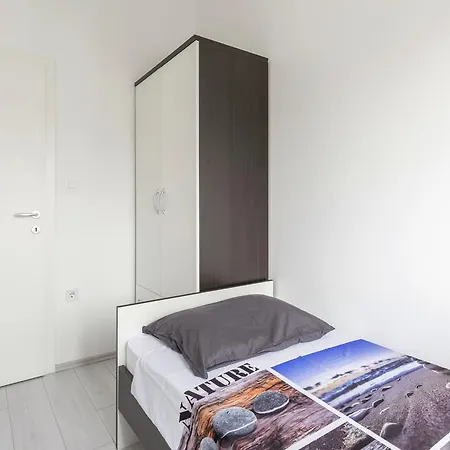Apartment Mlikota Stobreč